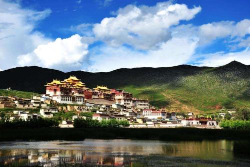 迪庆天气预报20天查询