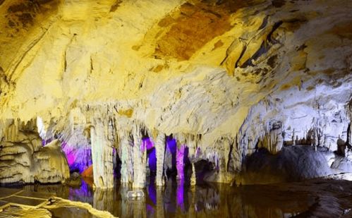 宜昌市情人泉旅游区