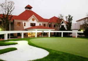 青岛华山高尔夫俱乐部